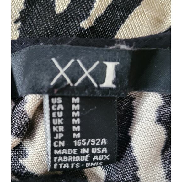 XXI Zebra Print Short Sleeve Shirt - Size Medium - Picture 4 of 5